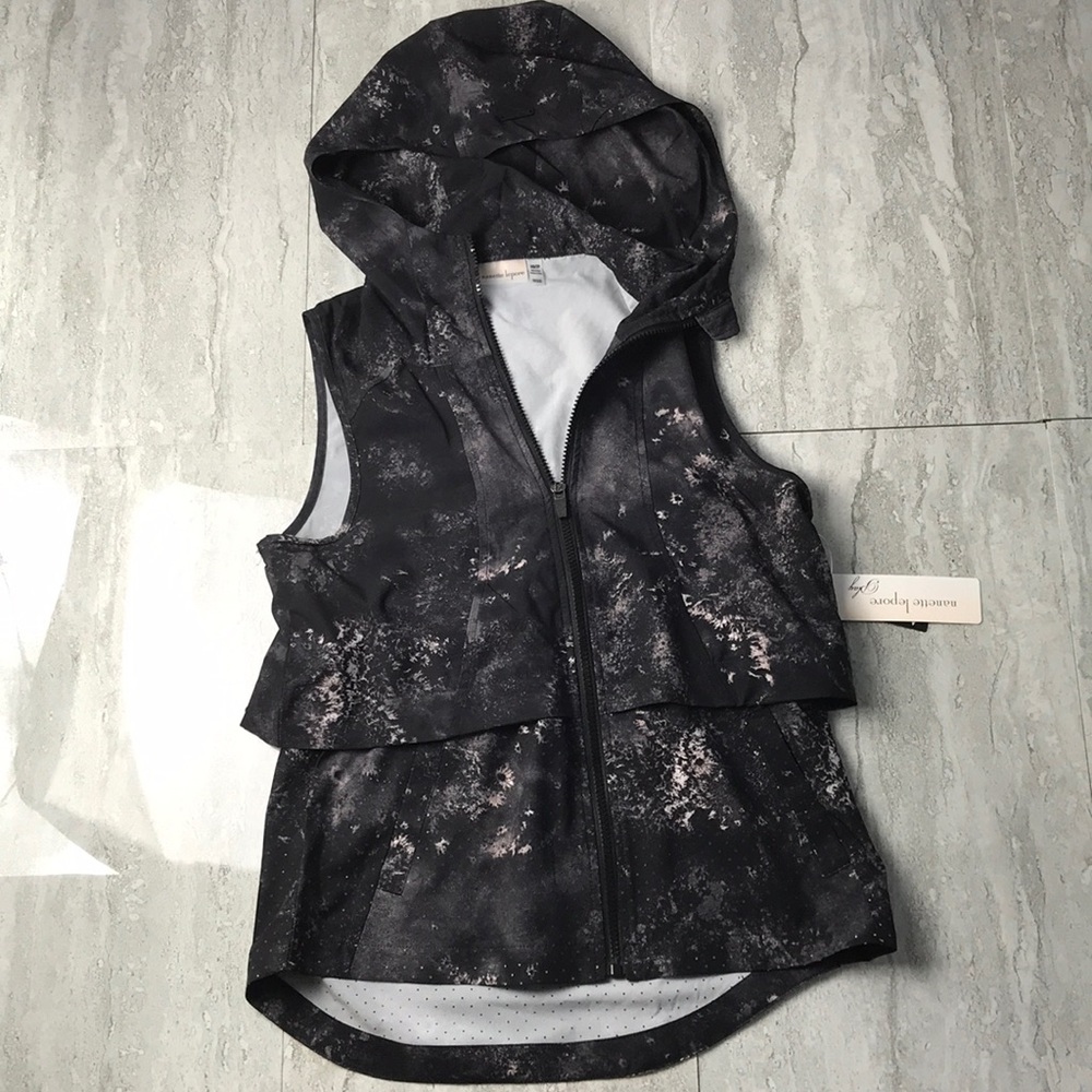Set:Nanette Lepore Sleeveless Layer Vest - Picture 9 of 16